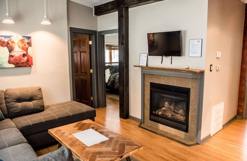Goshen Cottage | Brook Road Cabin