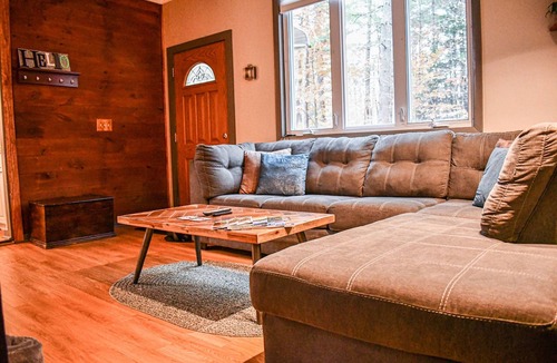 Goshen Cottage | Brook Road Cabin