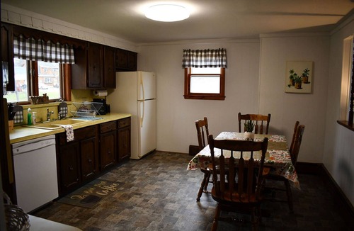 Goshen House | Brook Road Condo