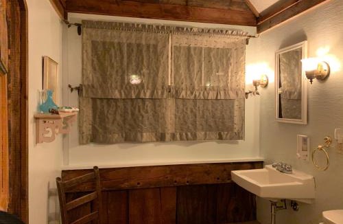 Goshen House | Brook Road Inn