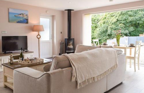 Tavernspite House | Brook View Cottage