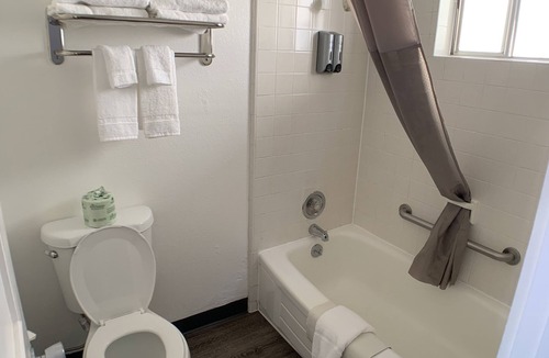 Brookings Hotel | Brookings Inn Resort