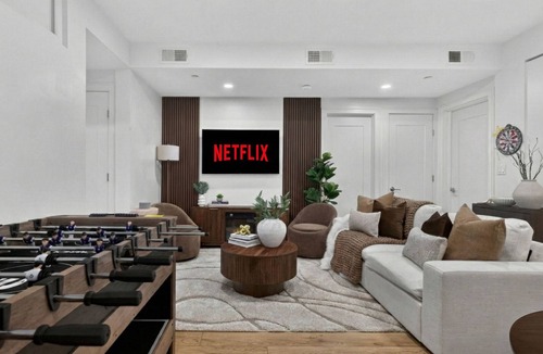 Griggs Park Apartment | Brookline Lux - Rooftop Fenway T BU BC Simmons