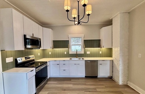 Wilmington House | Brooklyn Arts District Historic Home 1BR, 1BA