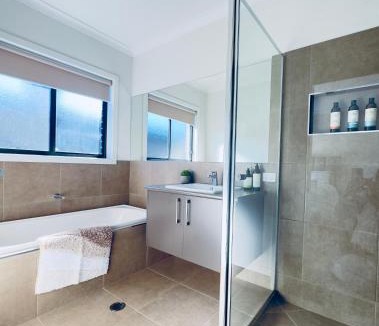 Thurgoona House | Brooklyn Haven