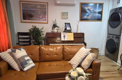 Crown Heights House | Brooklyn Luxury Suite