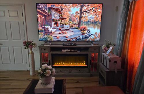 Crown Heights House | Brooklyn Luxury Suite