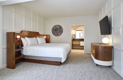 Saratoga Springs Hotel | Brookmere Saratoga, a Tribute Portfolio Hotel