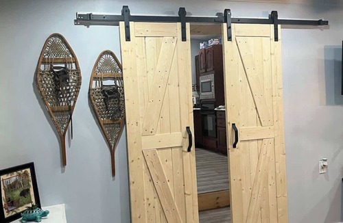 Day House | Brooks bay Summary: R