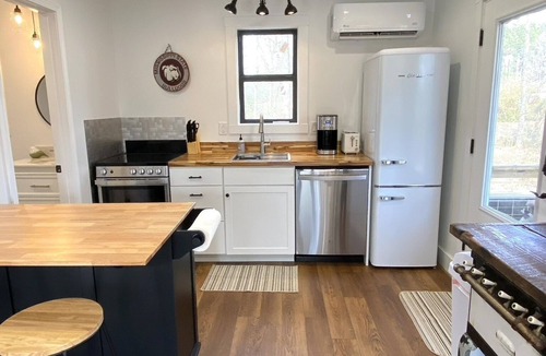 Starkville House | Brooks Farm - 1 mile from Starkville city limits