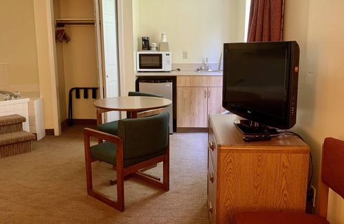 Inez Hotel | Brookshire Inn