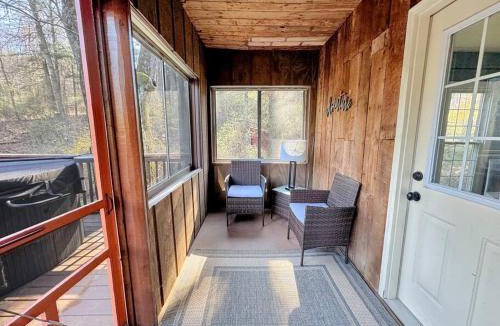 Gnaw Bone House | Brookside Cabin with HotTub and FirePit