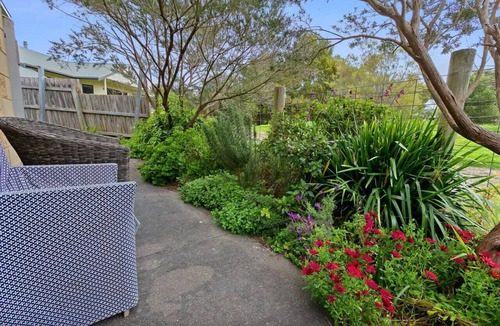 Apollo Bay House | Brookside - Centrally located