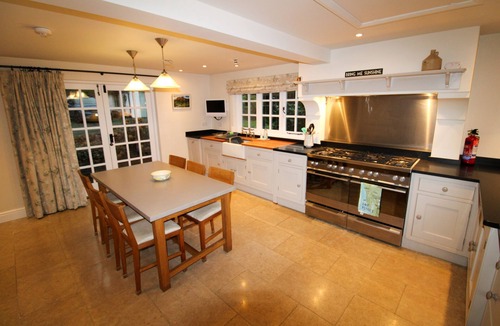 Hawkshead Cottage | Brookside, Hawkshead with garden and private parking