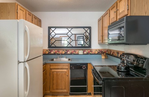 Sunday River Area Condo | Brookside I B-406 | 2 Bed, 1 Bath