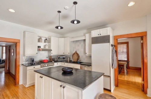 Youngsville House | Brookside Manor - Elegance near Livingston Manor
