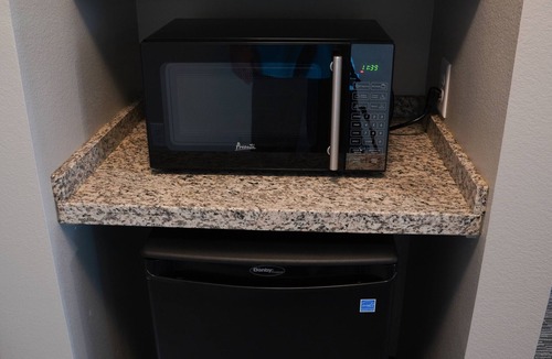 Fort Dodge Hotel | Brookstone Fort Dodge