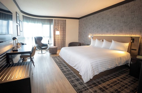 Kanata Lakes - Marchwood Lakeside - Morgan's Grant - Kanata Hotel | Brookstreet
