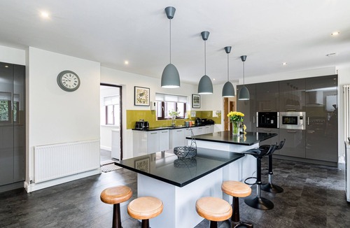 Lloc Cottage | Brookway Lodge