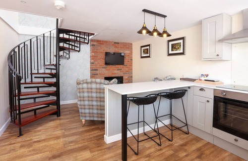 Alcester Hotel | Broom Hall Inn