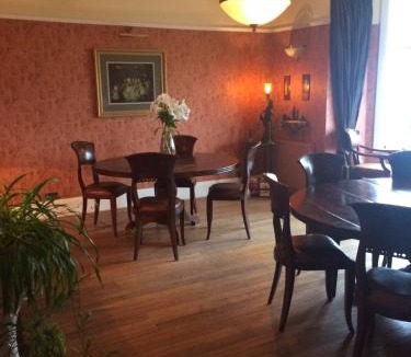 Largs Bed & Breakfast | Broom Lodge