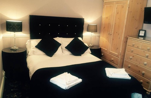 Largs Bed & Breakfast | Broom Lodge