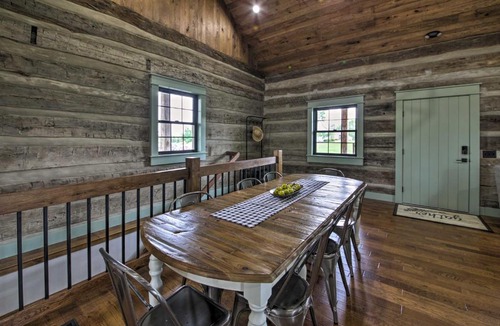 Cottleville House | ‘Bross Brother's Cabin’ w/Wraparound Porch!