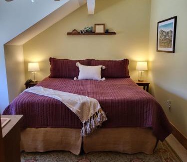 Paonia Bed & Breakfast | Bross Hotel B & B