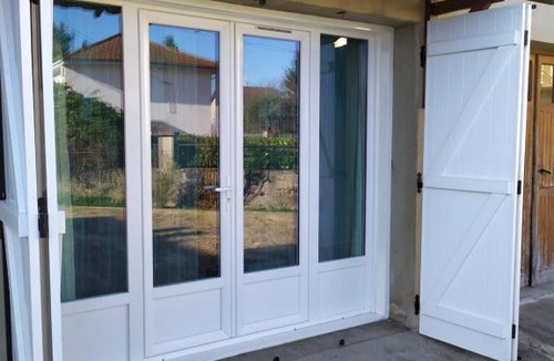 Bourg-en-Bresse Apartment | Brou-seillon : entre histoire et nature