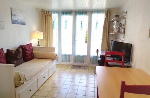 Bourg-en-Bresse Apartment | Brou-seillon : entre histoire et nature