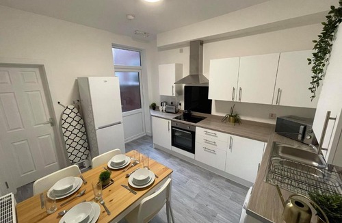 Doncaster Apartment | Broughton Lodge