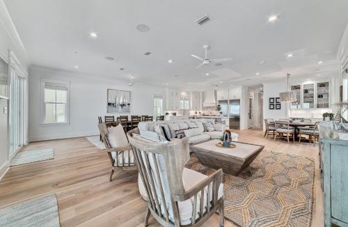 Orange Beach House | Brown By The Beach