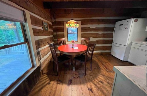 Chatsworth House | Brown Door Cabin