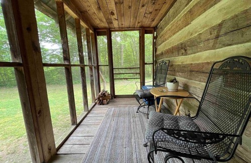 Chatsworth House | Brown Door Cabin