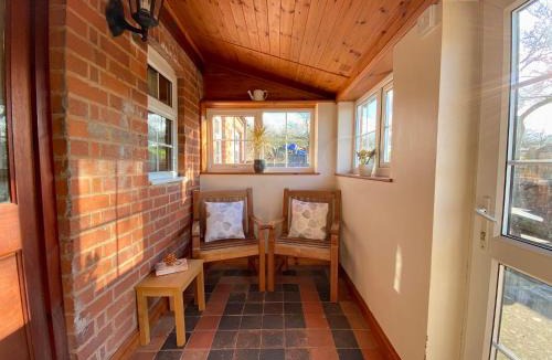 Ledbury House | Brown Snout