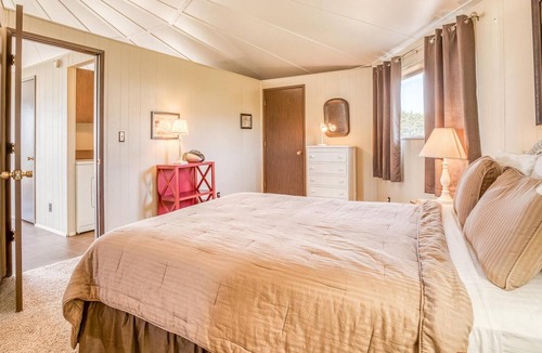 Bayshore Villa | Browne House