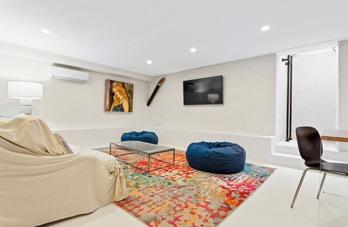 Cobble Hill Apartment | Brownstone Brooklyn floor-through gem (garden level)