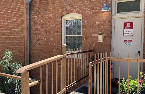 Bisbee House | Brownstone Signature Suite-Historic Building in the Heart of Historic Downtown Bisbee