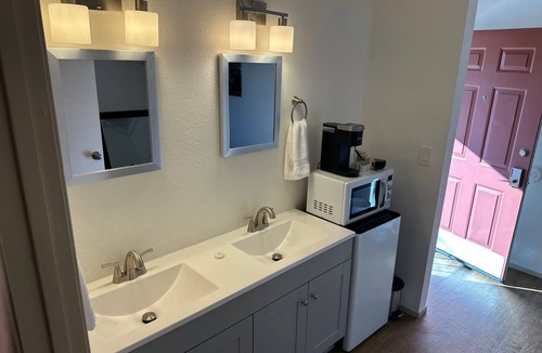 Brownsville Hotel | Brownsville Motel