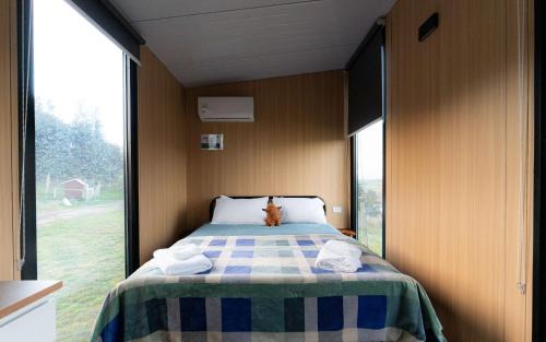 Surat Bay House | Bruce Farm Alpaca Cabin 1 by Tiny Away