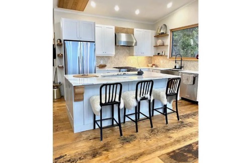 Northern Bruce Peninsula House | Bruce Peninsula Modern Luxury Waterfront Retreat