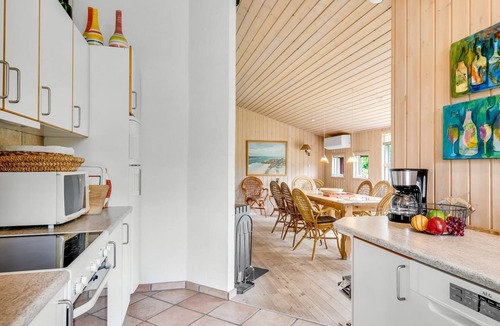 Bratten Strand House | "Bruna" - 300m from the sea by Interhome