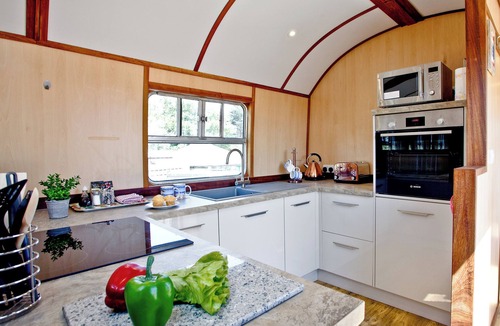 Dawlish Warren Ski Chalet | Brunel Boutique Railway Carriage 2