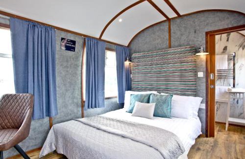 Dawlish Warren Cabin | Brunel Boutique Railway Carriage 4