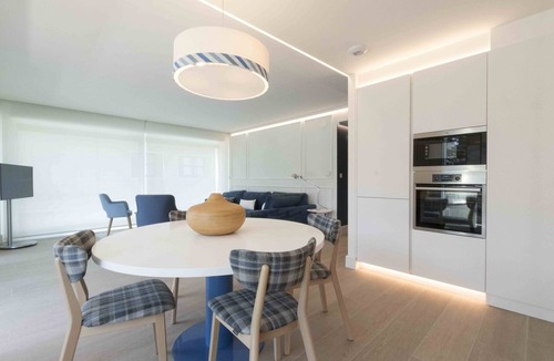 Antiguo Apartment | Brunet III | The Rentals Collection