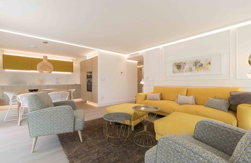 Antiguo Apartment | Brunet IV | The Rentals Collection
