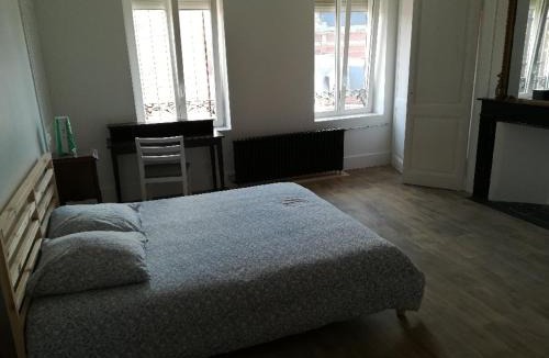 Dunkerque Centre Bed & Breakfast | Bruneval lodge