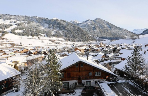 Zweisimmen Apartment | Brunnhorn EG Nordost by Interhome