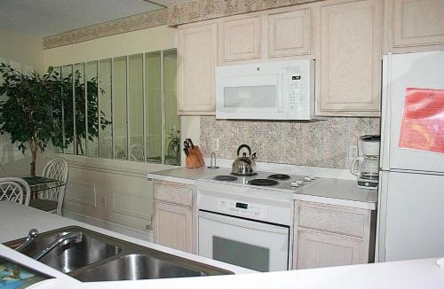 Calabash Apartment | Brunswick Plantation Resort and Golf Condo 805M with Full Kitchen