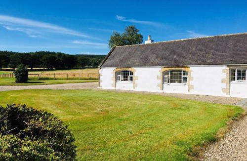 Fochabers House | Bruntlands Steading